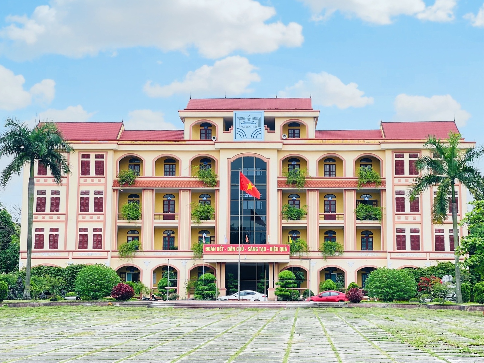 Những điểm cần lưu ý trong kỳ thi tuyển sinh vào lớp 10 trường THPT chuyên Nguyễn Trãi năm học 2023-2024.